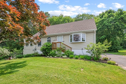 61 Hillcrest Dr, Vernon, CT 06066 United States