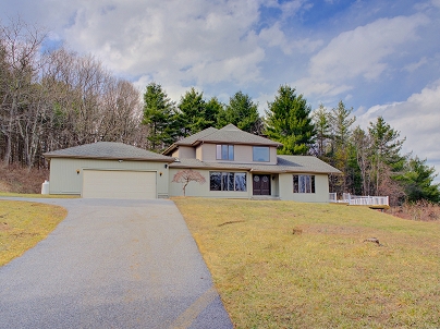 109 Hnath Rd, Ashford, CT 06278 United States