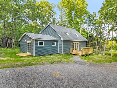 53 Windham Rd, Hampton, CT 06247 United States