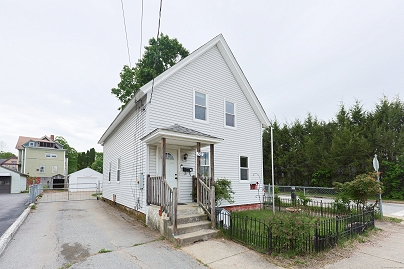 32 High St, Killingly, CT 06239 United States