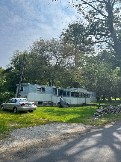 40 Tillinghast Rd, Killingly, CT 06239 United States
