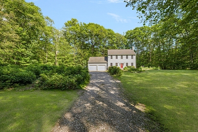 58 Snake Meadow Rd, Killingly, CT 06239 United States