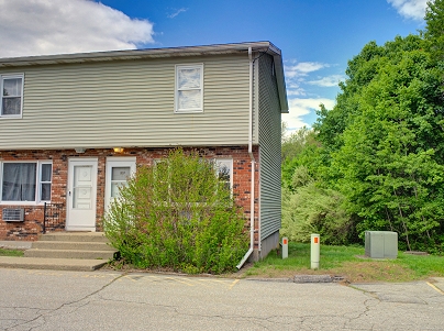 102 Canterbury Rd Unit F, Plainfield, CT 06374 United States