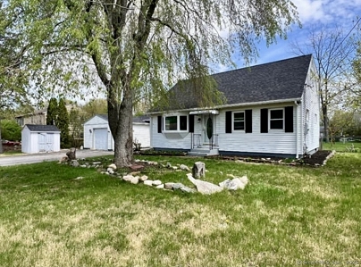 15 S Pine St, Plainfield, CT 06374 United States