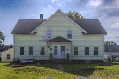 42-44 1st St, Plainfield, CT 06374 United States