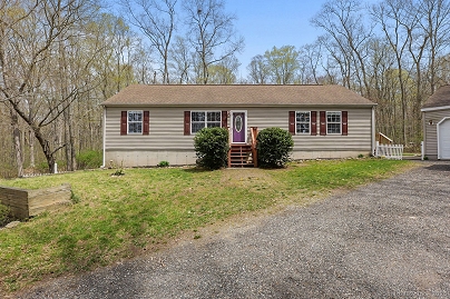 58 High Meadow Dr, Plainfield, CT 06374 United States