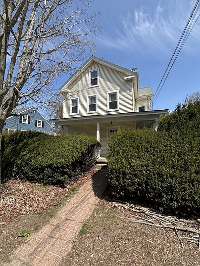 341 Woodstock Ave, Putnam, CT 06260 United States