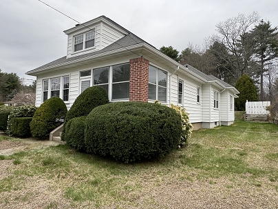 373 Woodstock Ave, Putnam, CT 06260 United States