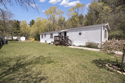 11 Elizabeth Ln, Windham, CT 06256 United States