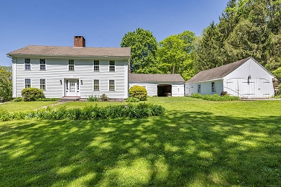 23 Parish Hill Rd, Windham, CT 06256 United States