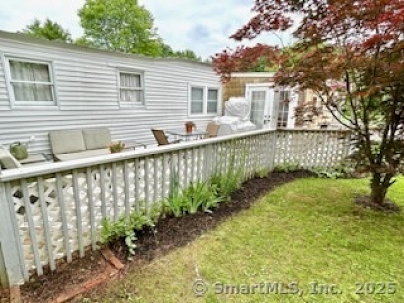 51 James Dr, Windham, CT 06256 United States